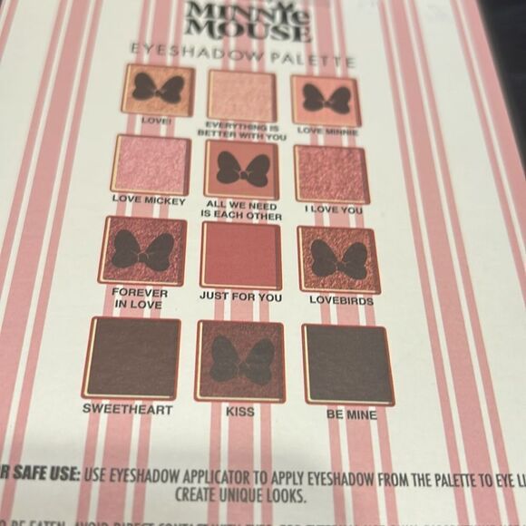 NWT/NIB
Disney Minnie Mouse Eyeshadow palette - Picture 7 of 8